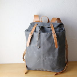 Day Pack in Slate