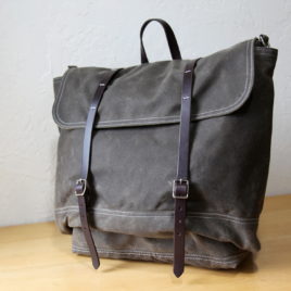 Rucksack in Stone